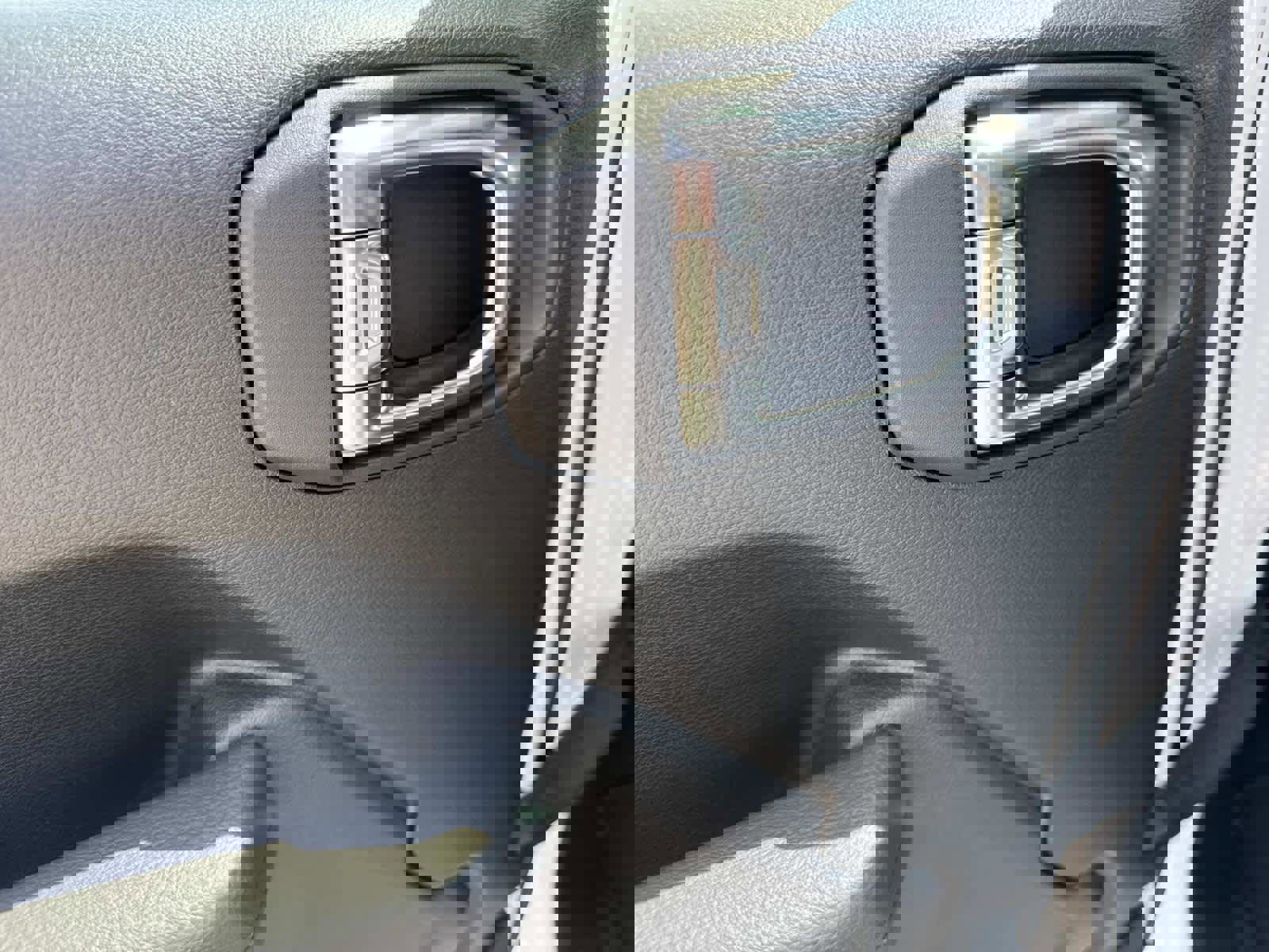 New 2025 Jeep Gladiator Sport image 29