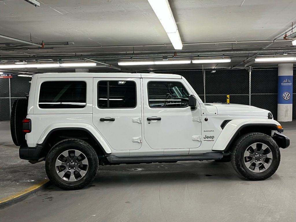 Used 2020 Jeep Wrangler Unlimited Sahara image 34