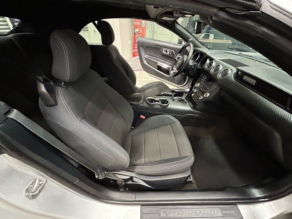 Used 2016 Ford Mustang Convertible w/ Equipment Group 051A image 36