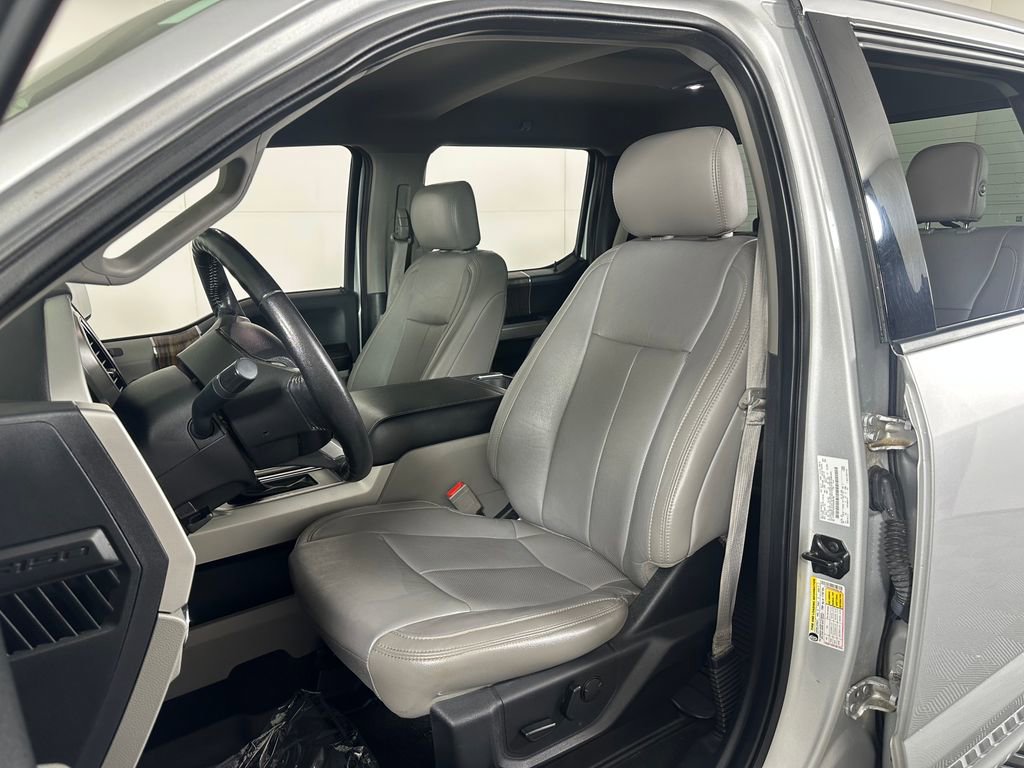 Used 2019 Ford F150 Lariat image 13