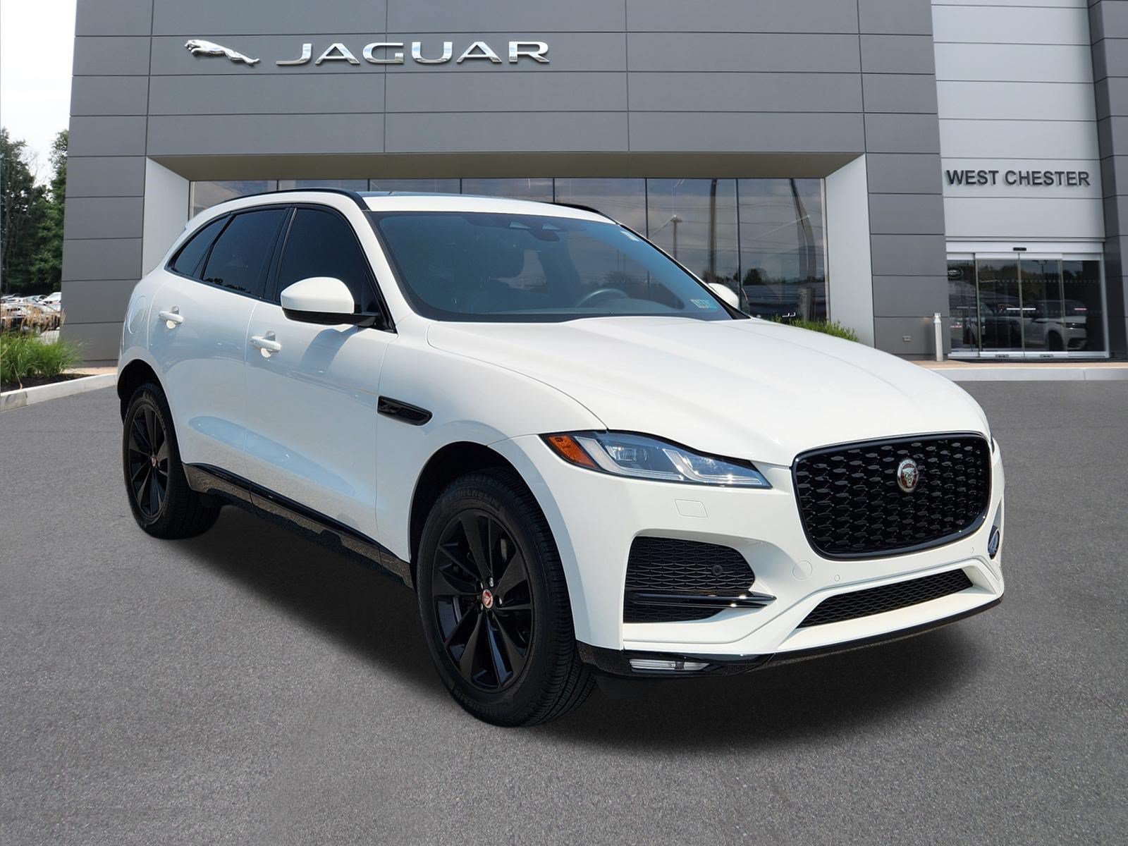 Certified 2022 Jaguar F-PACE S AWD/4WD image 2