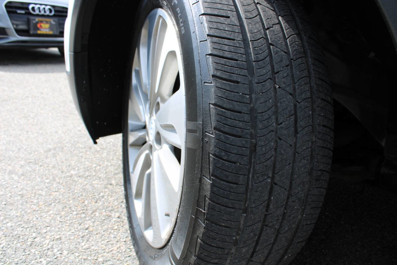 Used 2019 Buick Encore Preferred image 19