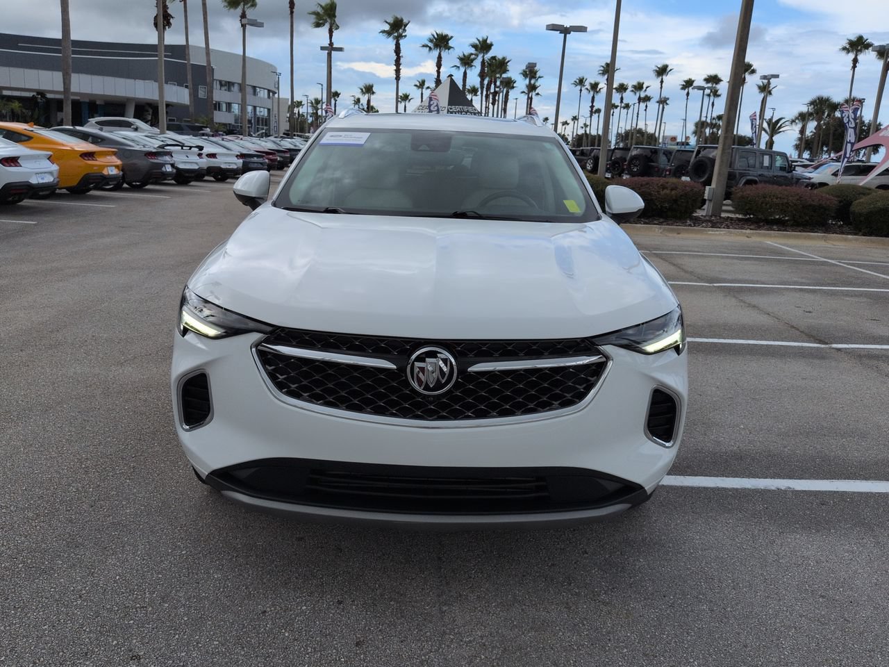 Used 2022 Buick Envision Avenir w/ Technology Package II AWD/4WD image 9