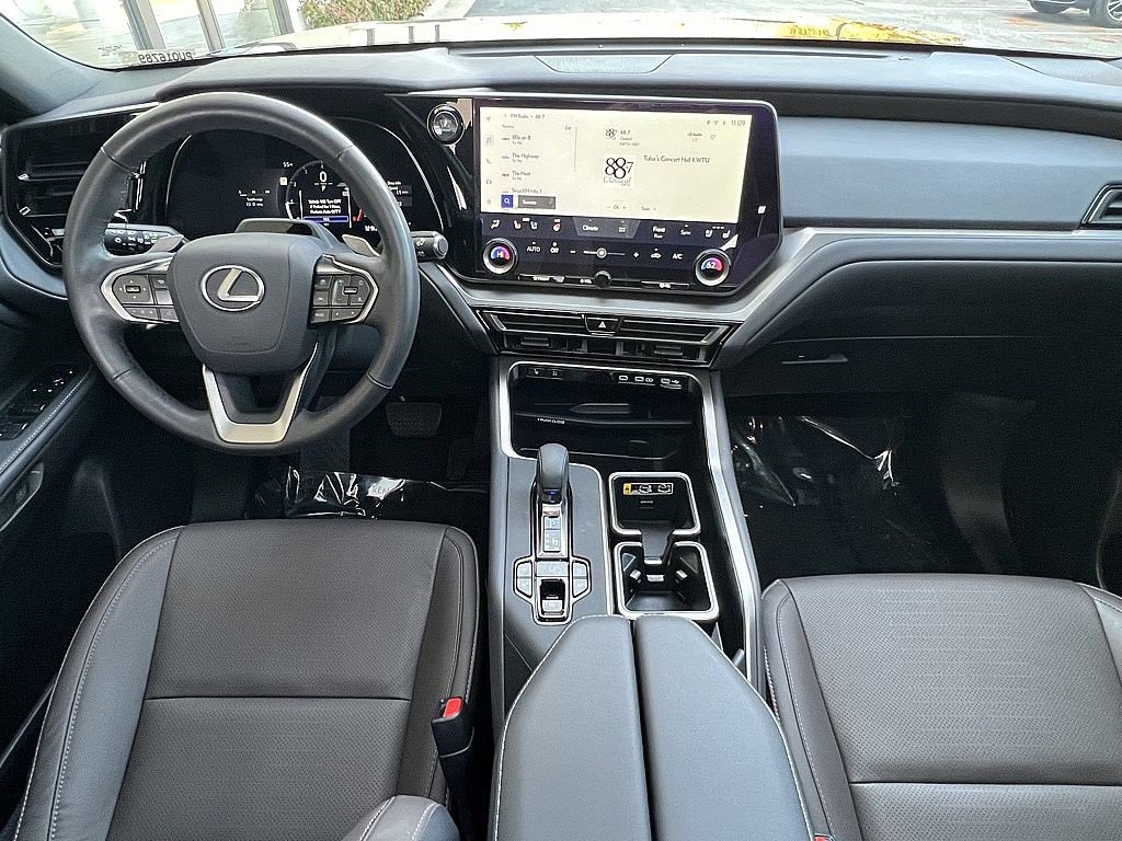 Used 2024 Lexus TX 350 AWD image 10