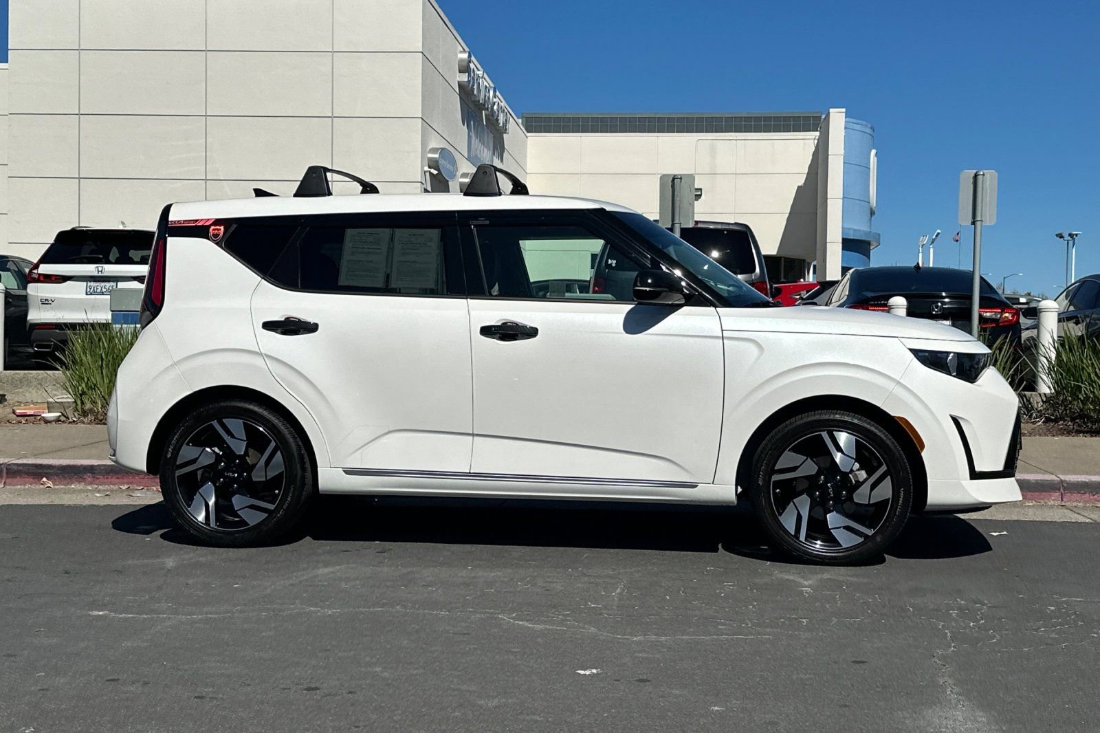 Used 2025 Kia Soul GT-Line image 2