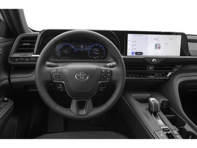 Used 2023 Toyota Crown AWD/4WD image 9
