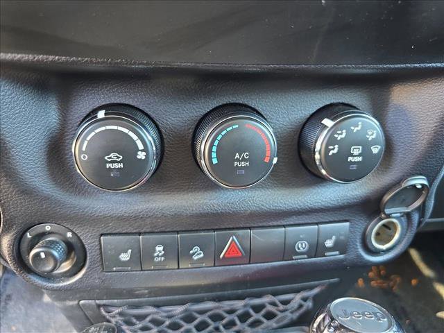 Used 2016 Jeep Wrangler Unlimited Rubicon image 22