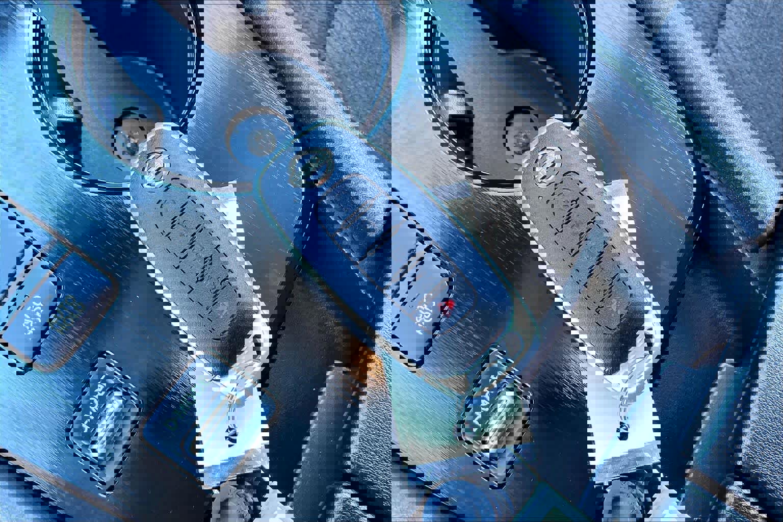 Used 2025 Nissan Rogue SV image 15