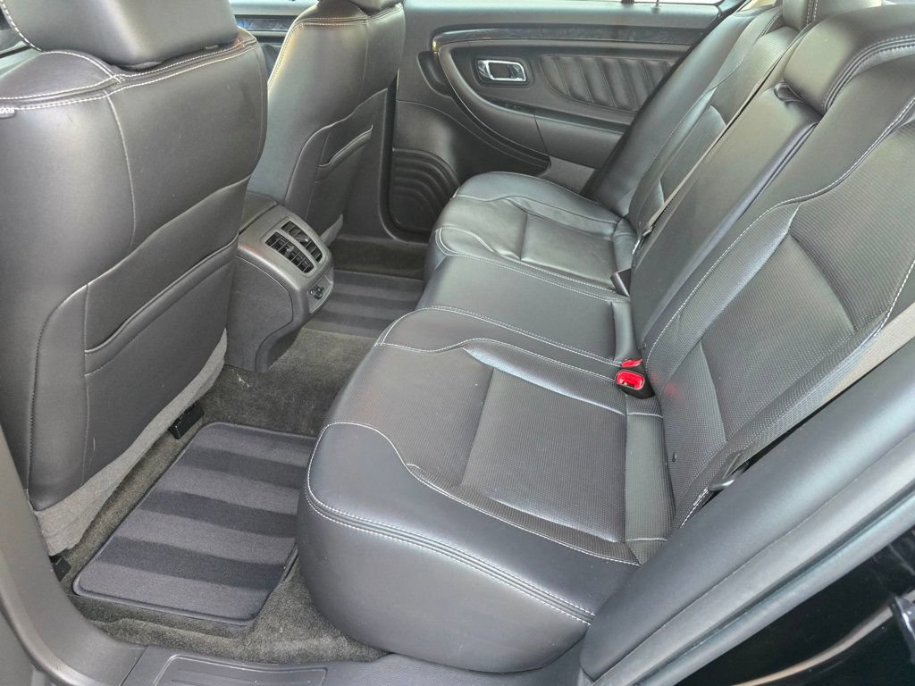 Used 2012 Ford Taurus Limited FWD image 11