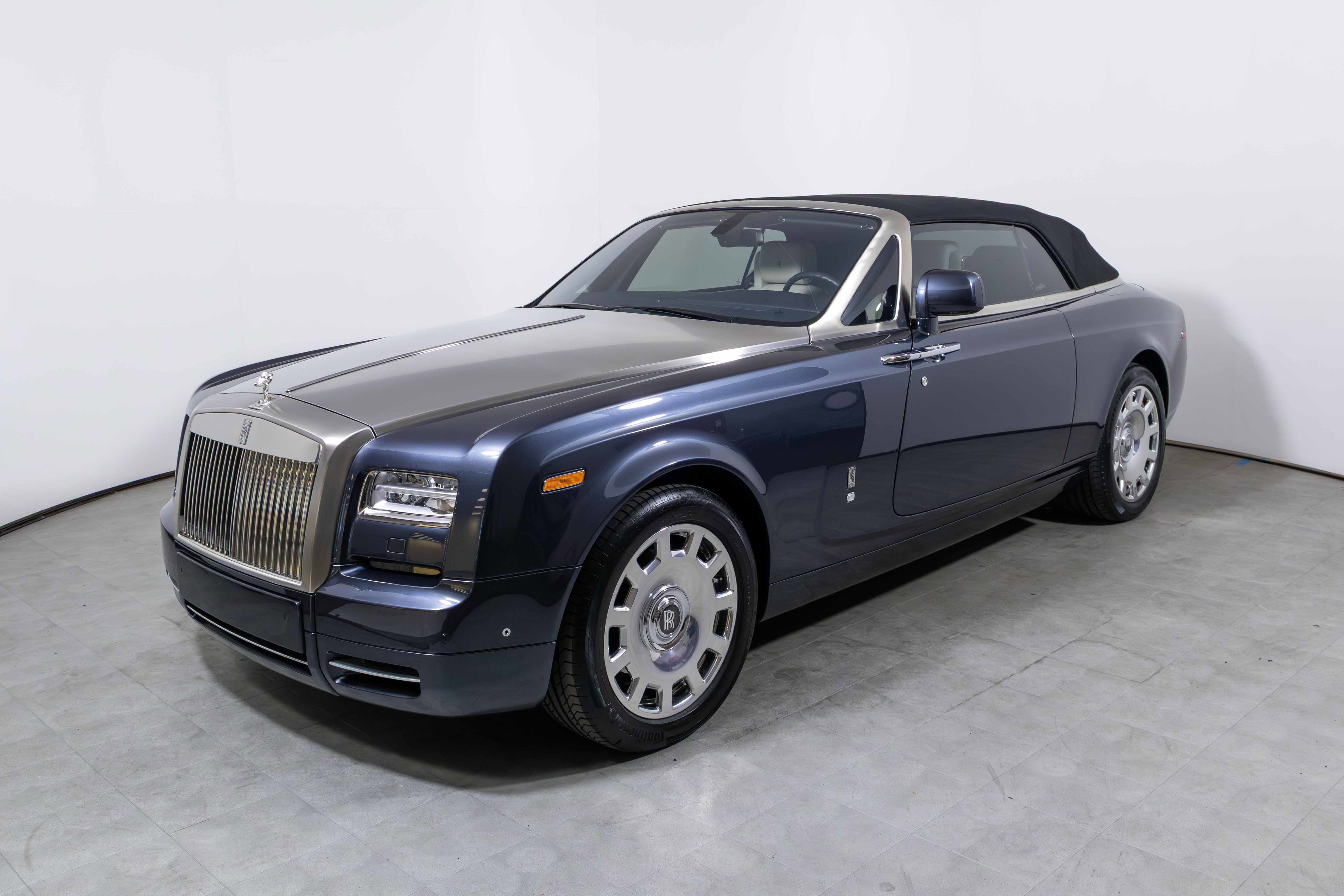 Used 2013 Rolls-Royce Phantom Drophead Coupe image 9