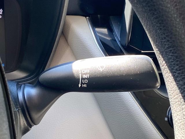 Used 2020 Toyota Corolla L FWD image 22