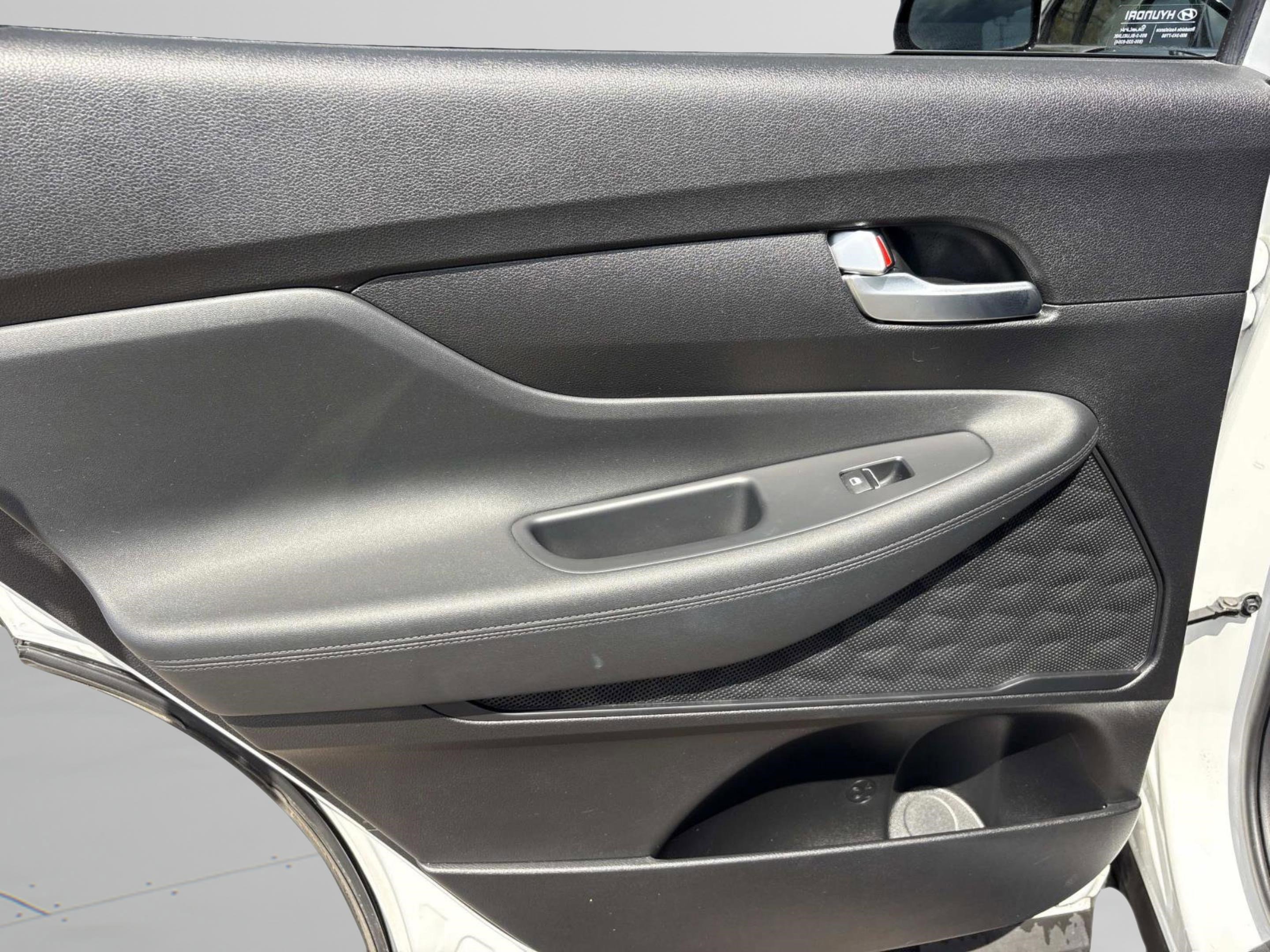 Used 2023 Hyundai Santa Fe SEL image 19