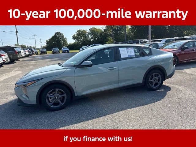 Used 2025 Kia K4 FWD image 3