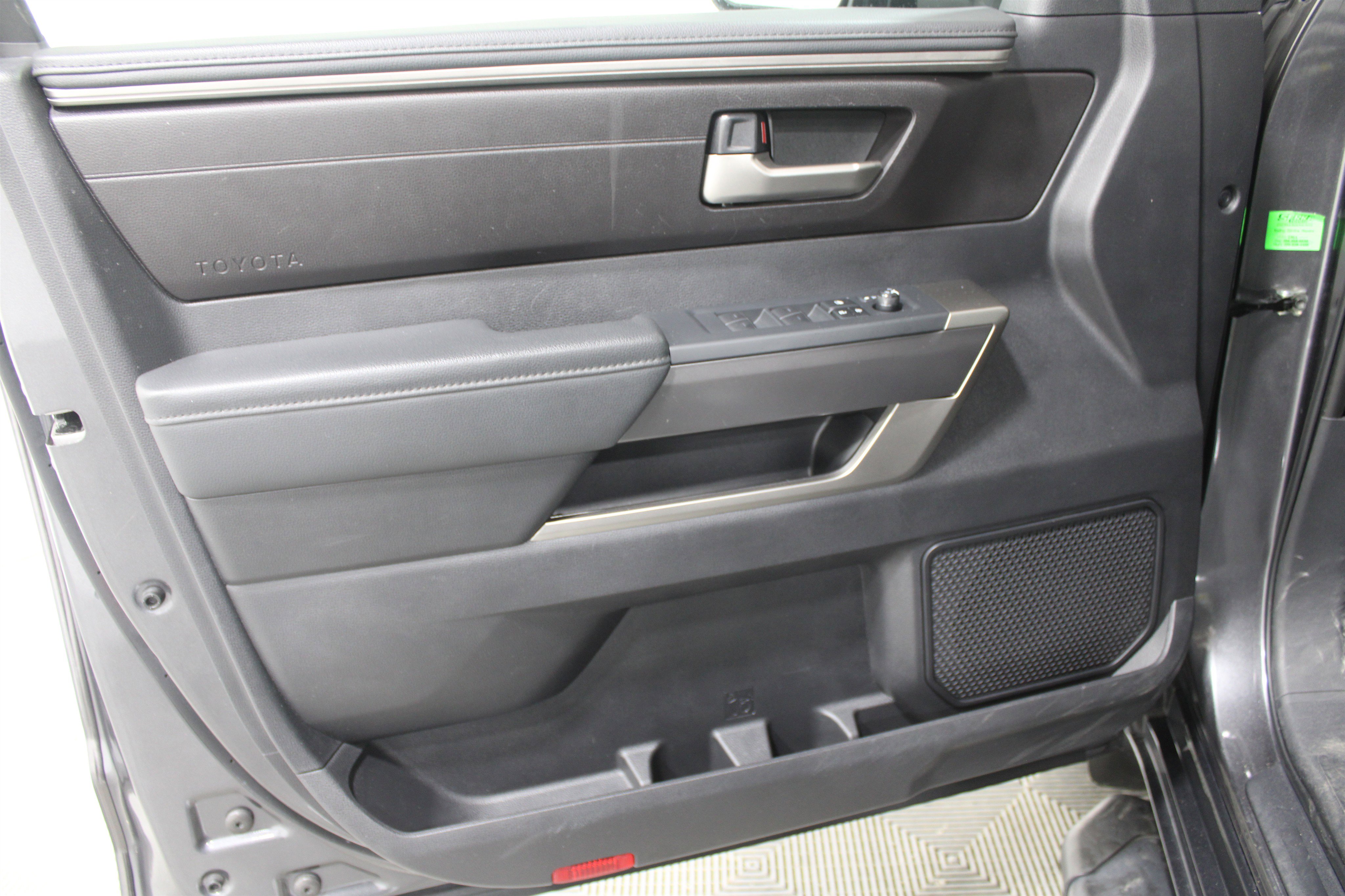 Used 2022 Toyota Tundra SR5 image 6