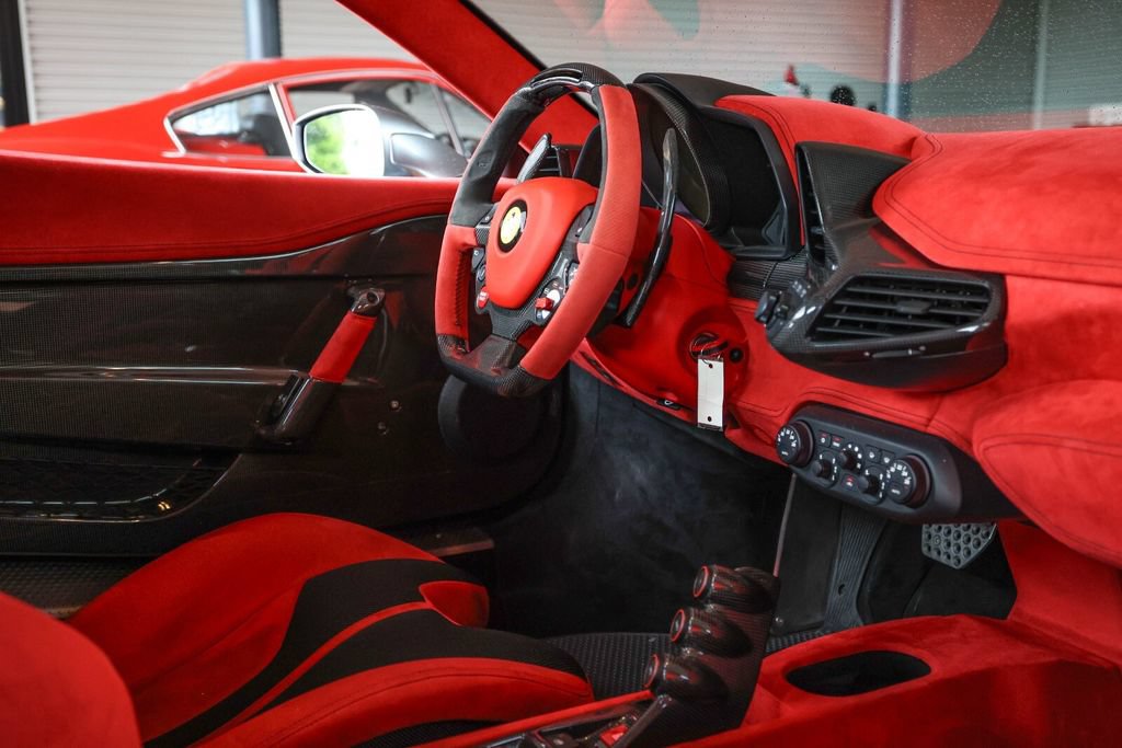Used 2015 Ferrari 458 Speciale A RWD image 51