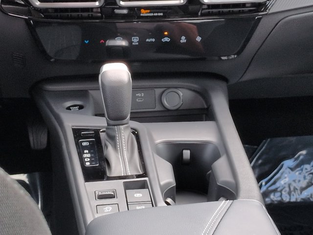 Certified 2027 Nissan Sentra SV w/ Floor Mat Package FWD image 18