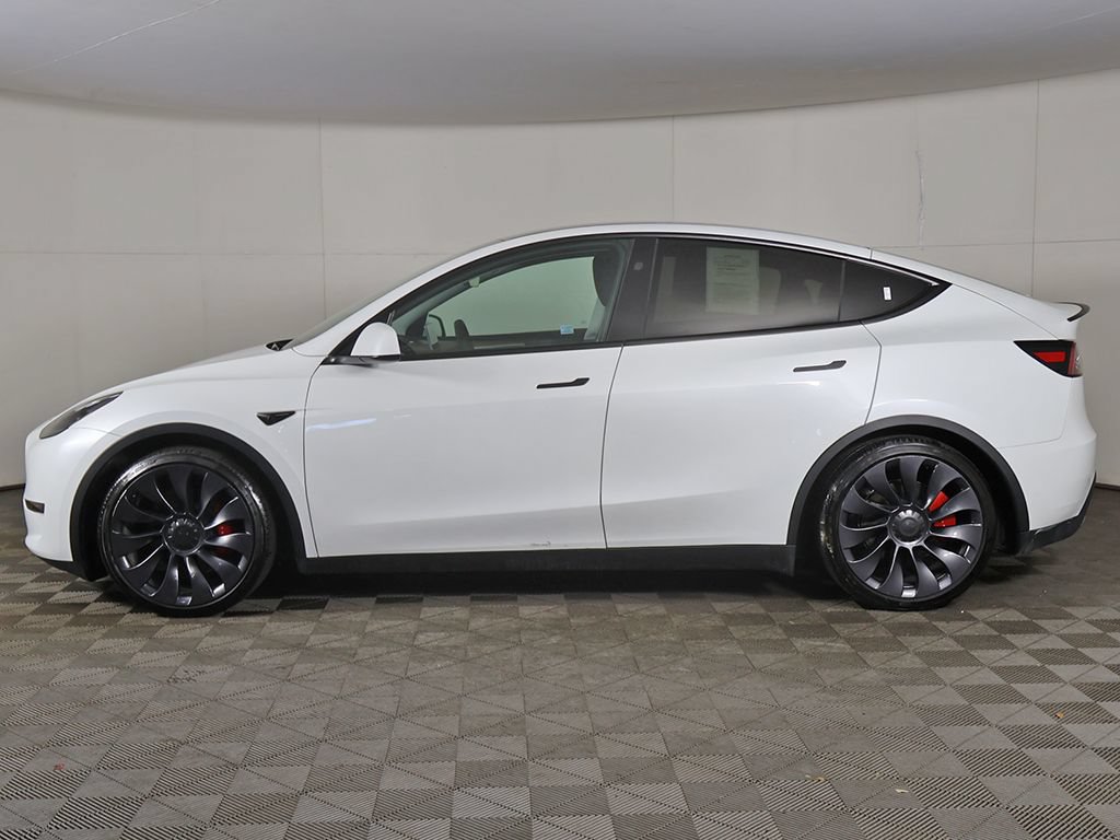 Used 2024 Tesla Model Y Performance AWD/4WD image 18