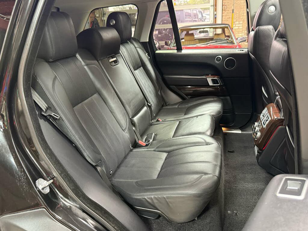 Used 2017 Land Rover Range Rover Supercharged AWD/4WD image 29