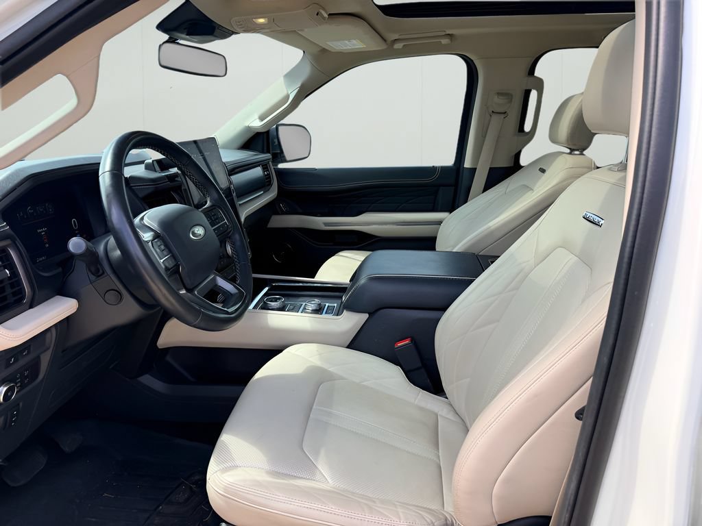 Used 2022 Ford Expedition Platinum AWD/4WD image 10