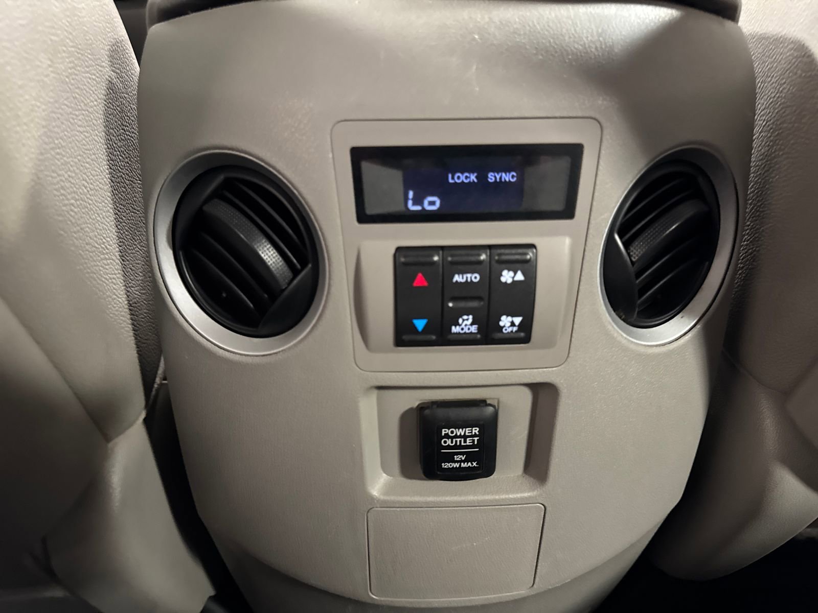 Used 2015 Honda Pilot EX-L image 37