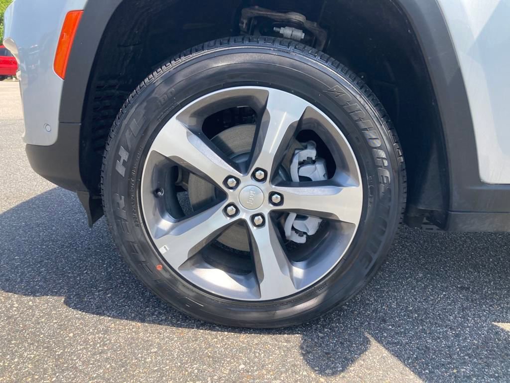 New 2024 Jeep Grand Cherokee Limited 4xe w/ Luxury Tech Group II image 20