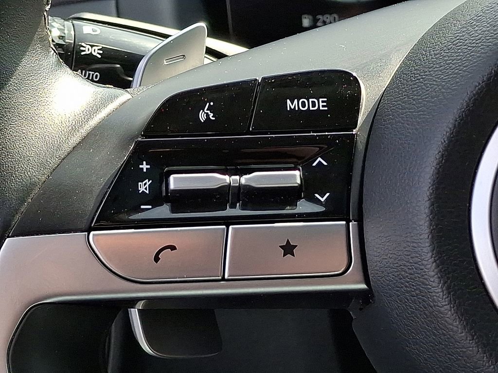 Used 2022 Hyundai Tucson Limited image 16