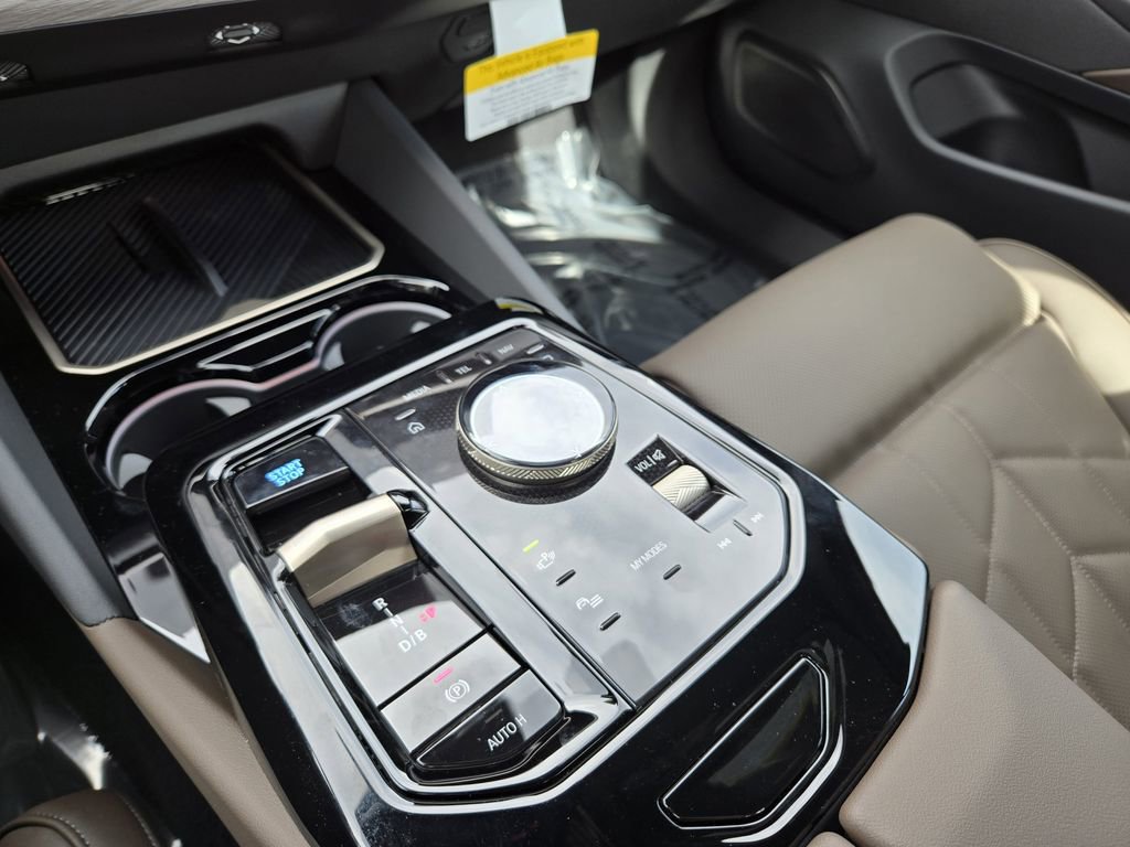 New 2026 BMW i5 eDrive40 w/ Premium Package AWD/4WD image 23
