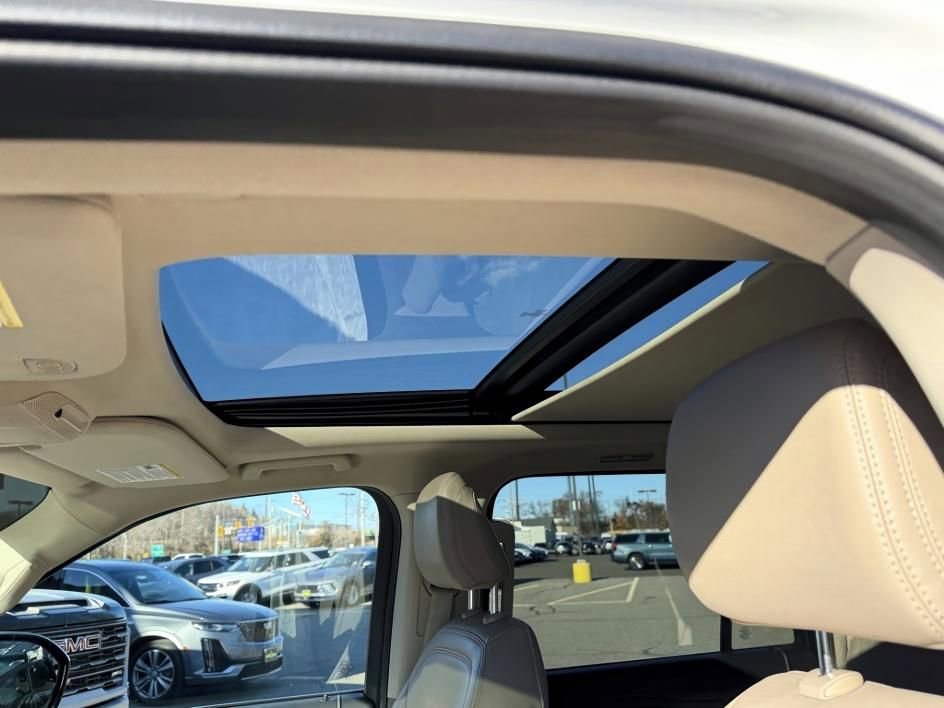 Used 2023 Ford Expedition Max Limited image 14