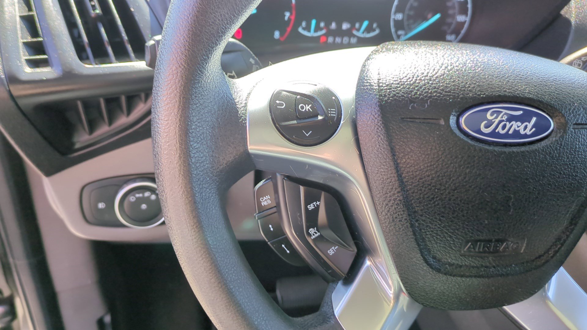 Used 2020 Ford Transit Connect XLT FWD image 20