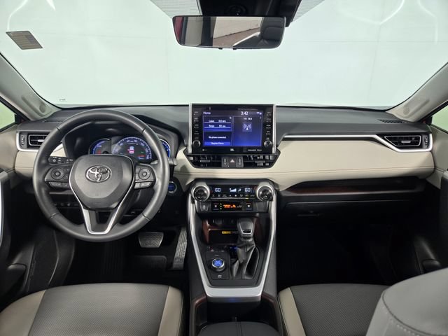 Used 2022 Toyota RAV4 Limited AWD/4WD image 27