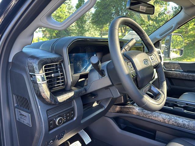 New 2026 Ford F250 Lariat w/ Black Appearance Package AWD/4WD image 13