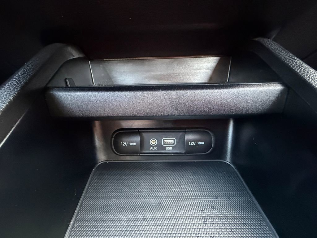 Used 2021 Kia Forte LXS image 27