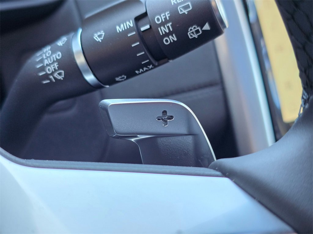New 2025 Land Rover Discovery S image 20