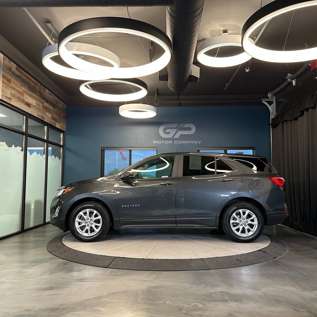 Used 2021 Chevrolet Equinox LS w/ LS Convenience Package FWD image 6