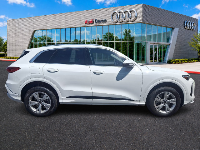 Used 2025 Audi Q5 Premium AWD/4WD image 7