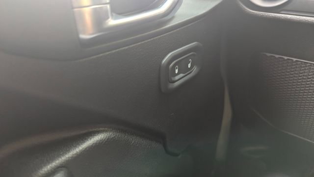 Used 2021 Jeep Gladiator Mojave w/ Dual Top Group image 29