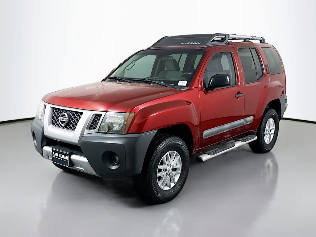 Used 2015 Nissan Xterra S w/ Value Package image 3