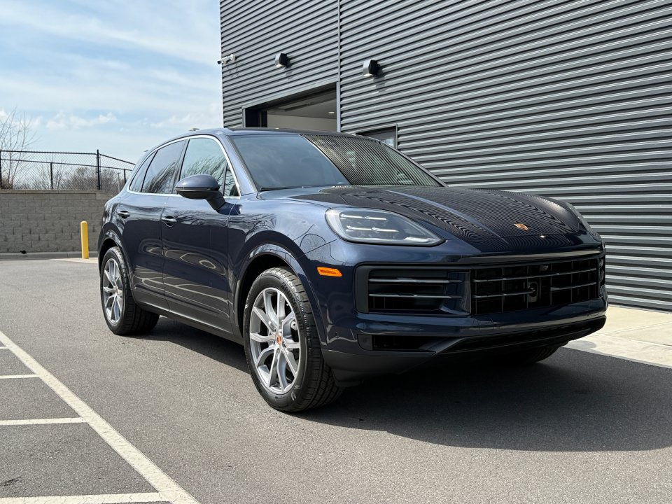 New 2026 Porsche Cayenne AWD/4WD image 9