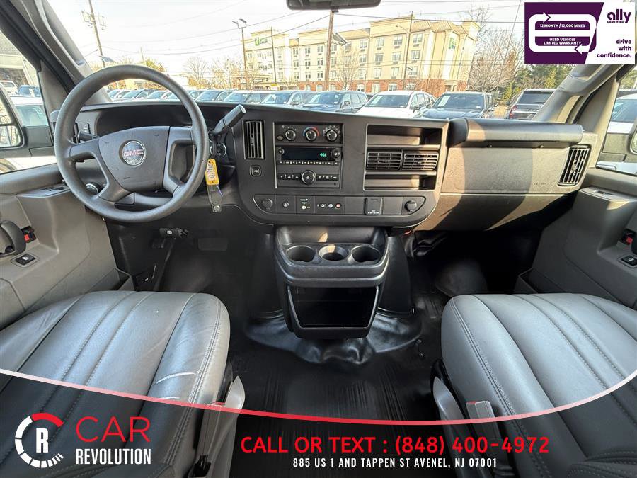 Used 2023 GMC Savana 2500 image 10