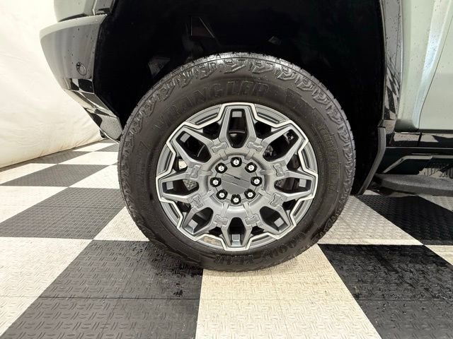 Used 2024 GMC Hummer EV 3X image 11