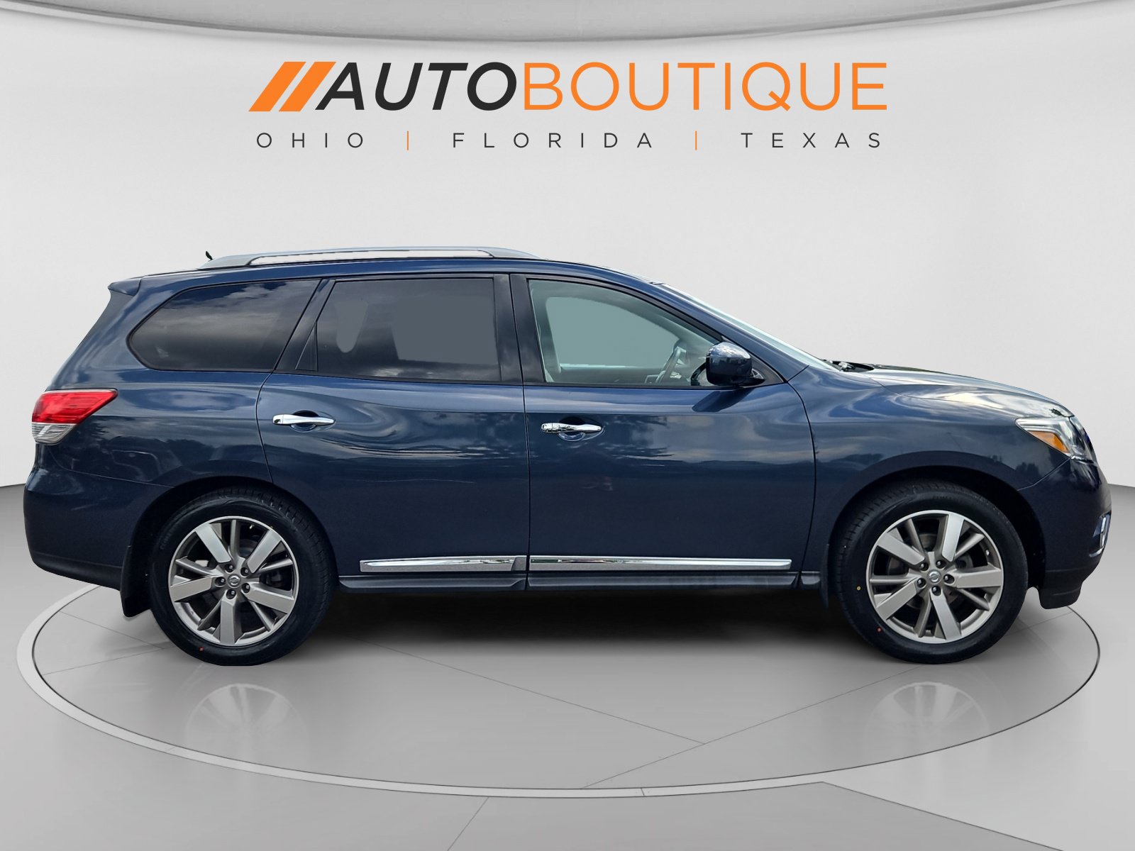 Used 2016 Nissan Pathfinder Platinum FWD image 6
