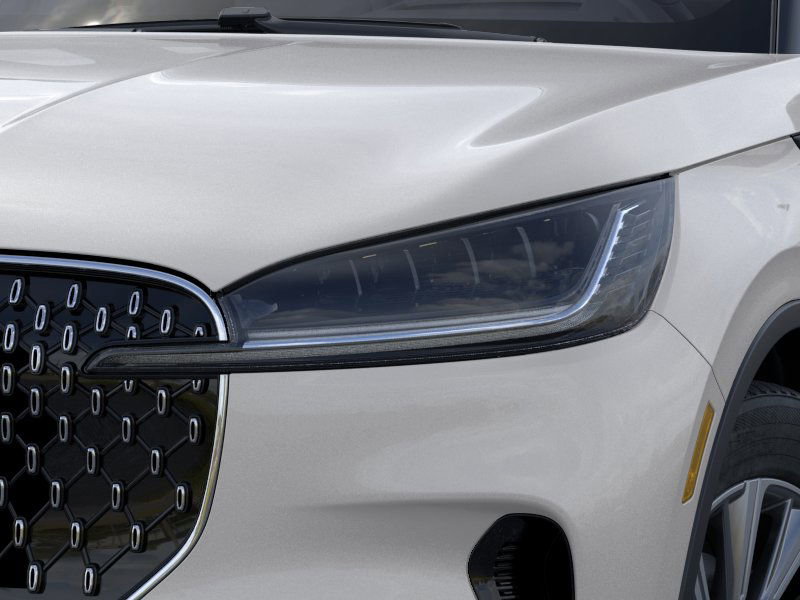 New 2025 Lincoln Aviator AWD image 18