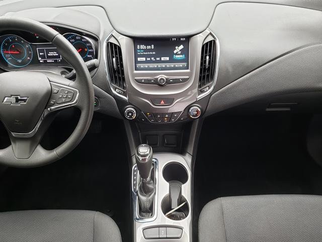 Used 2017 Chevrolet Cruze LT w/ Convenience Package FWD image 14