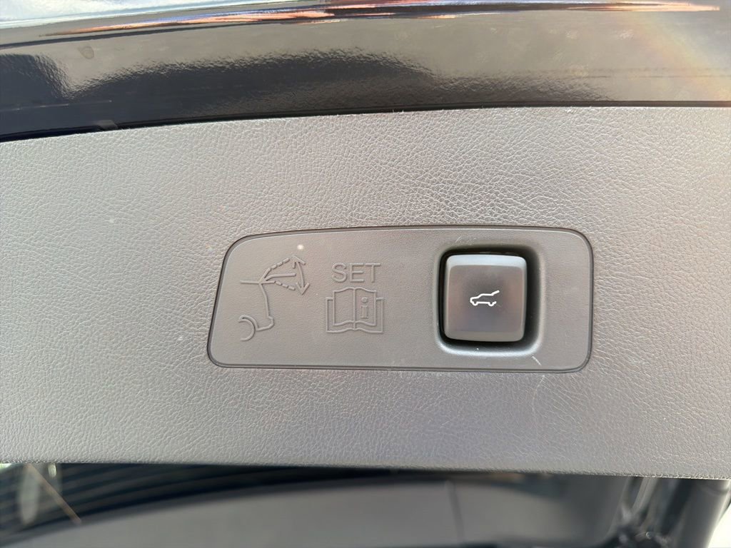 Certified 2023 Lincoln Corsair Reserve w/ Equipment Group 202A AWD/4WD image 20