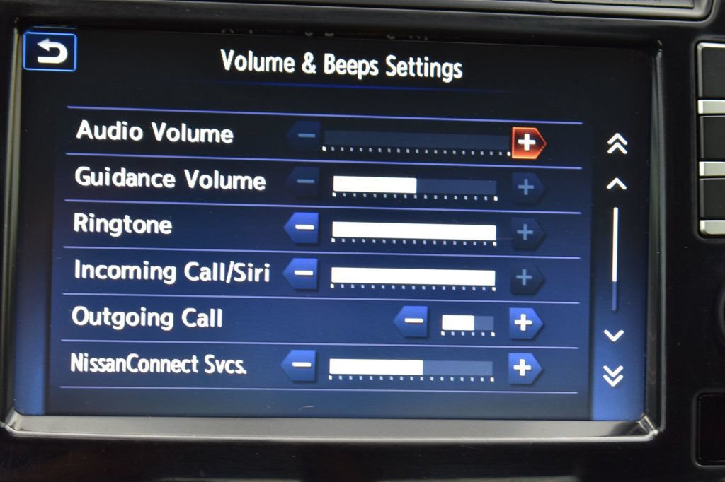 Used 2017 Nissan Maxima FWD image 39