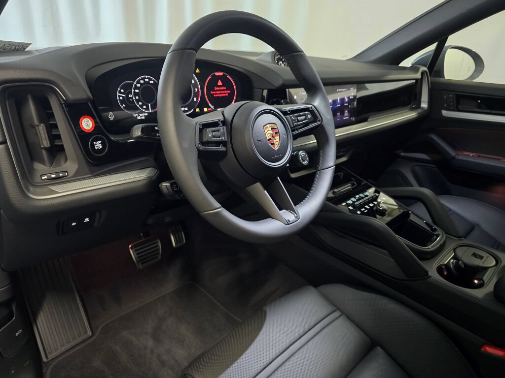New 2026 Porsche Cayenne S AWD/4WD image 4