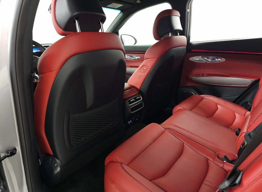 Used 2026 Genesis GV70 3.5T Sport Advanced image 30