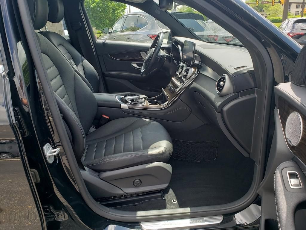 Used 2016 Mercedes-Benz GLC 300 4MATIC image 20
