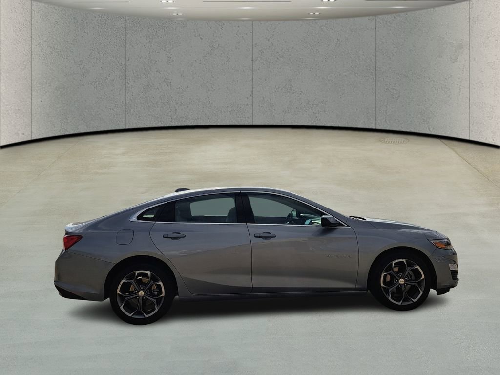 Used 2024 Chevrolet Malibu LT image 4