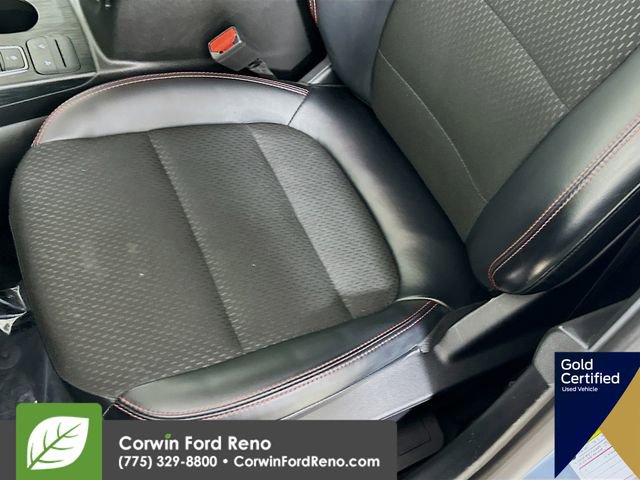 Certified 2025 Ford Escape ST-Line Select image 21